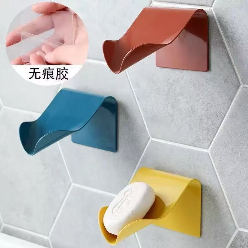 壁挂免打孔肥皂盒(颜色随机)